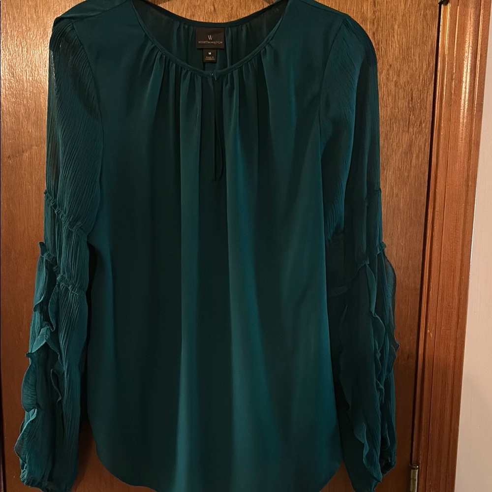 Worthington Green Ruffled Long Sleeve Blouse